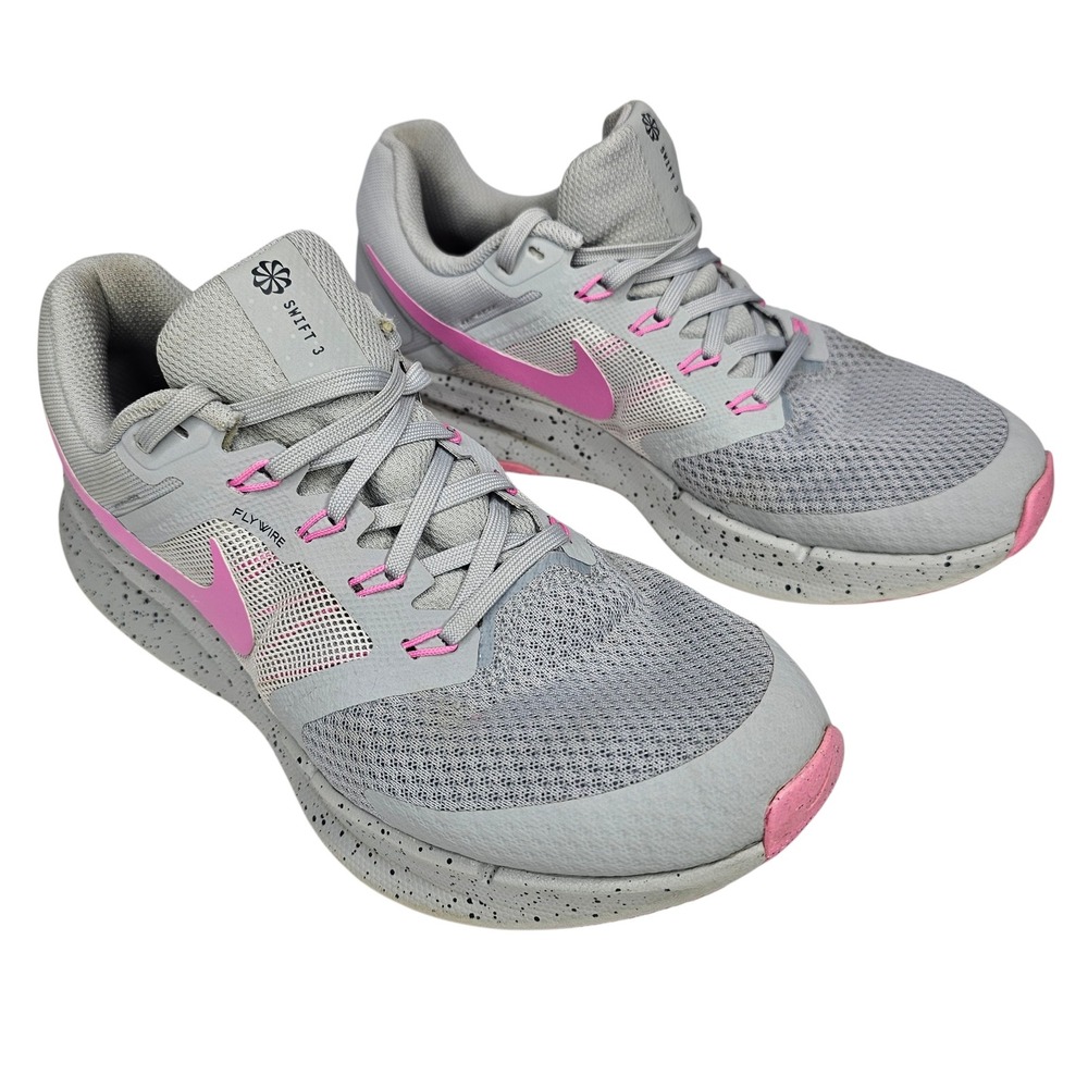 Nike Swift 3 Women 8 Grey Pink‎ Running Sneakers Athletic Shoes DR2698-078